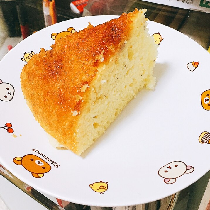 混ぜるだけ超簡単！炊飯器でカラメルバナナケーキ♡